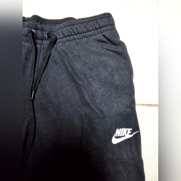 Black Nike crop jogger athletic pants leggings xs - Picture 2 of 4